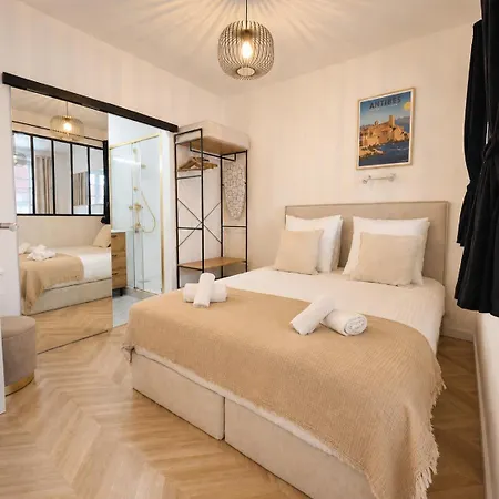 écrin Prestige, T2, 4p, Ac, Cœur Du Vieil * Antibes